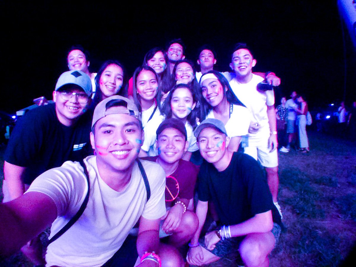 _hazeldelarosa's tweet image. WHAT A GREAT NIGHT 🤘 #Maskipaps2017 #Raveolution