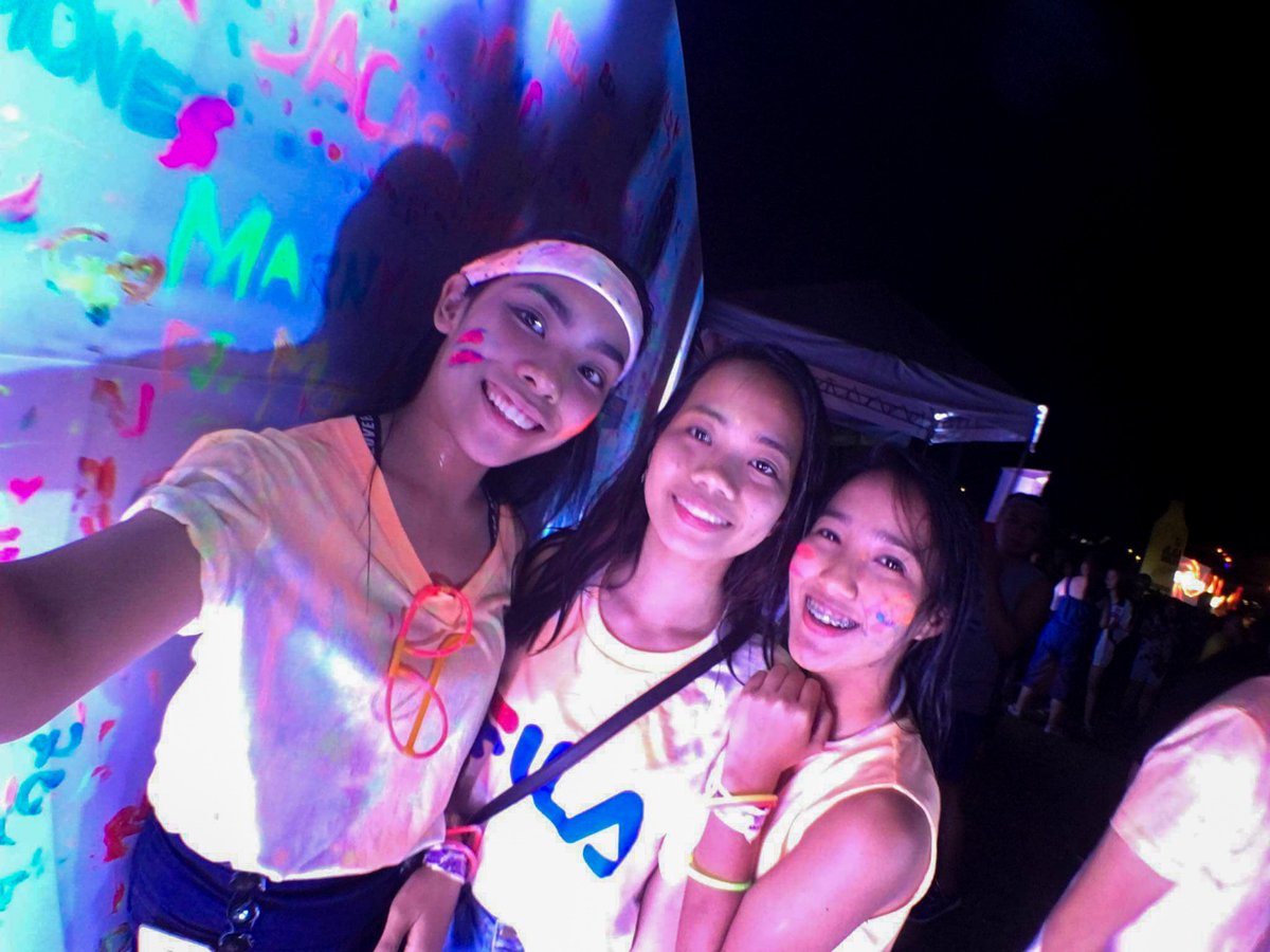 _hazeldelarosa's tweet image. WHAT A GREAT NIGHT 🤘 #Maskipaps2017 #Raveolution