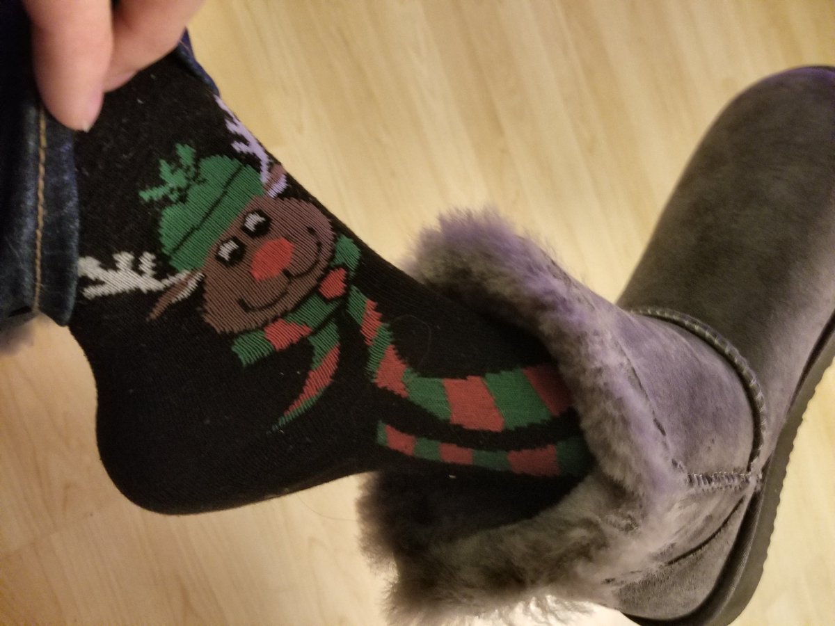Rocking my holiday socks! #IHXHolidayFun #OHPA @juswen06