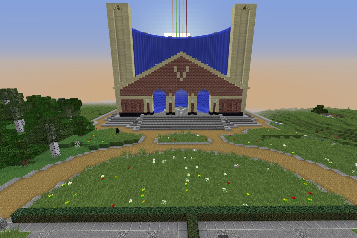 VCraftOfficial's tweet photo. Our new spawn brings back some old favorite builds from previous maps. This water wall was built on our second ever map spawn and it's based on the real-life waterwall in Texas. #Minecraft #minecraftServer https://t.co/JiBpKhnL8u https://t.co/aP8Z9IhZoW