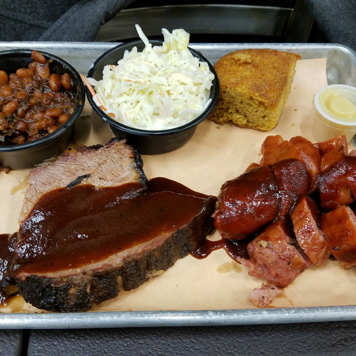 BearsSmokehouse's tweet photo. The two-meat combo: it does the body good. #windsor #windsorct #Hartford #hartfordhasit #cteatsout #eatinct #ctfoodlovers #ctfoodies #ctbbq #bbqlife #bbqlovers #bbq #BearsSmokehouseBBQ #BearsBBQ #bearsRG #mmmeat #southwindsor @CTEatsOut @BBQCRITICS @atbbq @CTEatsOut @Eatin_ct https://t.co/wHO5SgpY4L