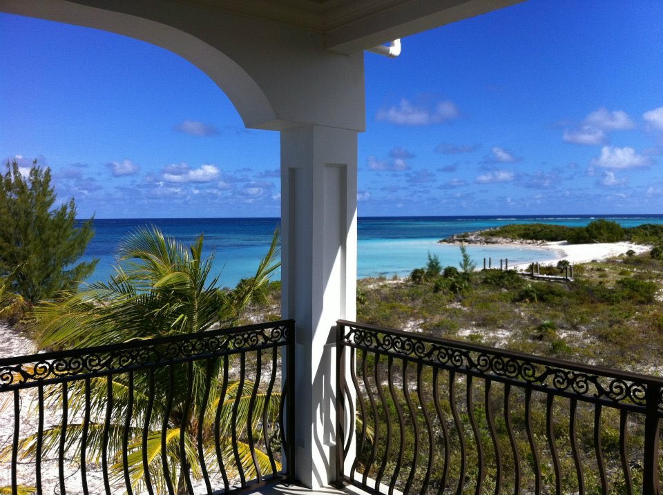 rkeithdavis's tweet photo. North Caicos, Turks and Caicos luxury property auction #RealEstate #Auctions #luxuryrealestate https://t.co/EEVHknSQg8
