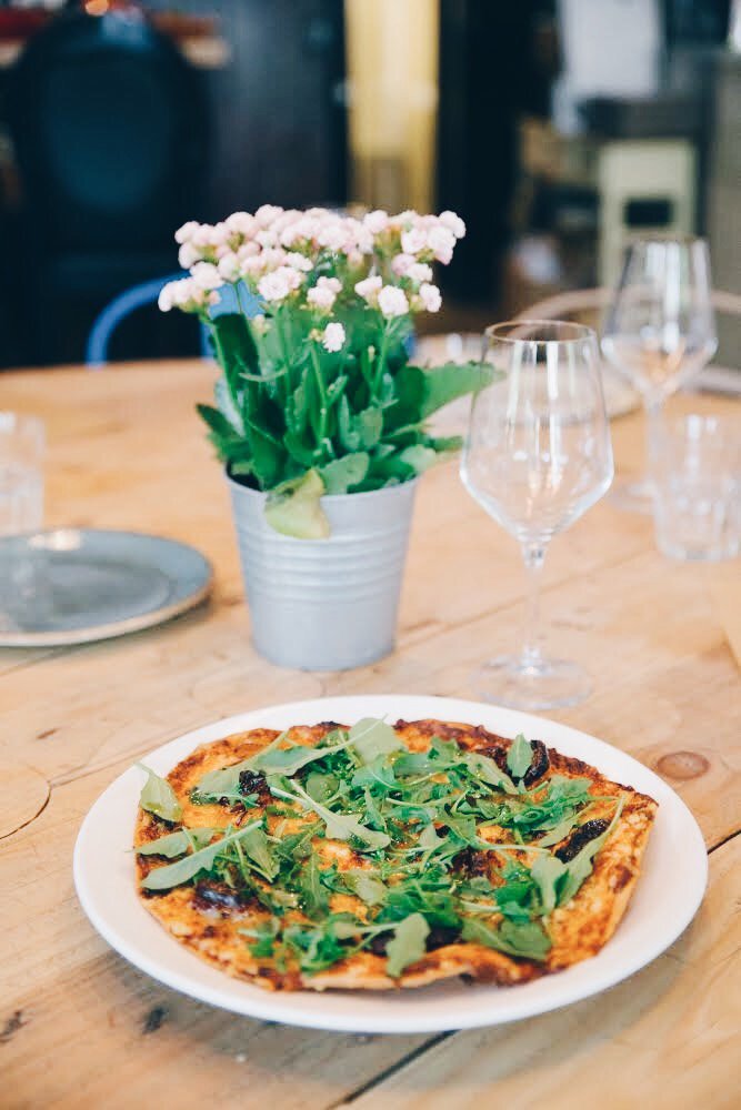 Comida o cena, lo que tú prefieras. Pero te aseguramos que querrás repetir!! 🍕😋
#PipaAndCo #GrupoLarrumba