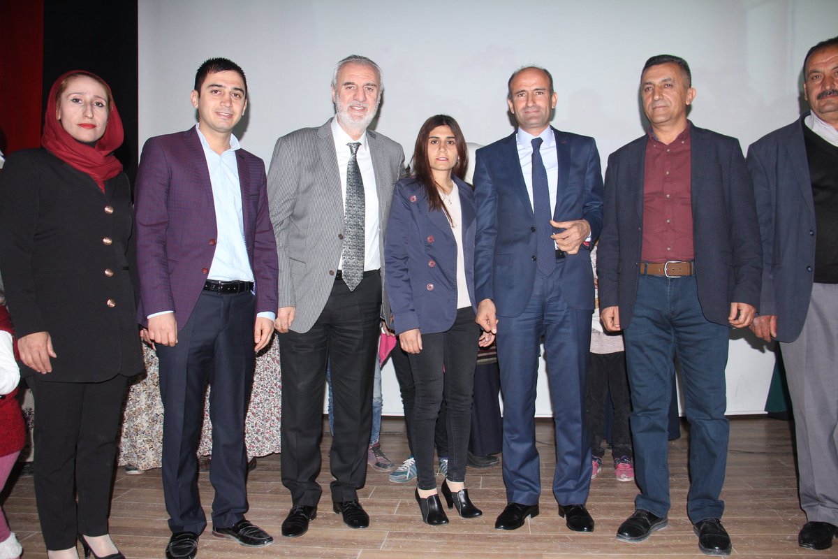 22. Dönem Mardin Milletvekilimiz Sayın Süleyman Bölünmez'in de katılımıyla Ilçe Kadın Kolları Kongresine gençlik olarak katılım sağladık.
 Yeniden İlçe Kadın Kolları Başkanı seçilen Hadice Doğan'a görevinde başarılar dileriz. 
<a href="/mecertas/">Melih Ecertaş</a>