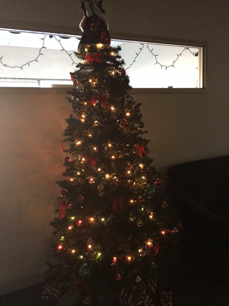 IndianaStateBar's tweet photo. .@theflabar #BarTrees: Here's our "Hoosier Humble" Christmas tree & such! No more than we need! #HappyHolidays to y'all #snow #citysidewalks #TheSpiritOfChristmas #SilverBells #ChristmasTreeTie #BeingGrateful #joyful https://t.co/cxWcQRmmsc