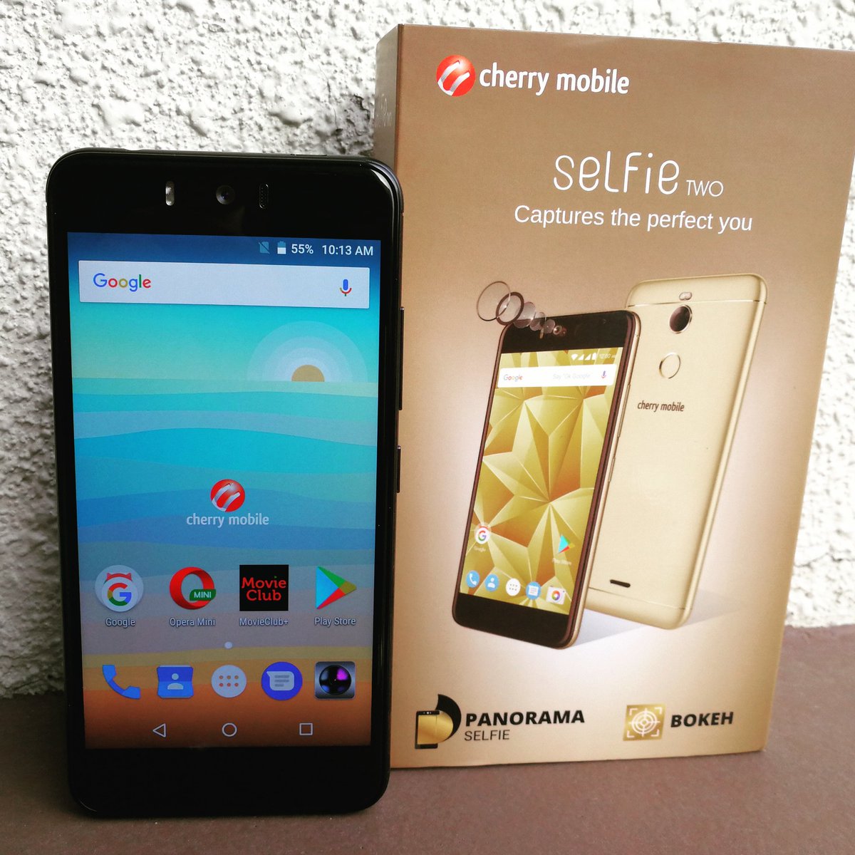 TeknoGadyet's tweet photo. Cherry Mobile Selfie Two is equipped with 13MP front camera with Panoramic Selfie, Bokeh Effect, and its own LED flash. Yours for only Php4,999!!!
#CherryMobile #SelfieTwo #CherryMobileSelfieTwo #CaptureThePerfectYou
@CherryMobilePH https://t.co/0Kt4Gnwkb8