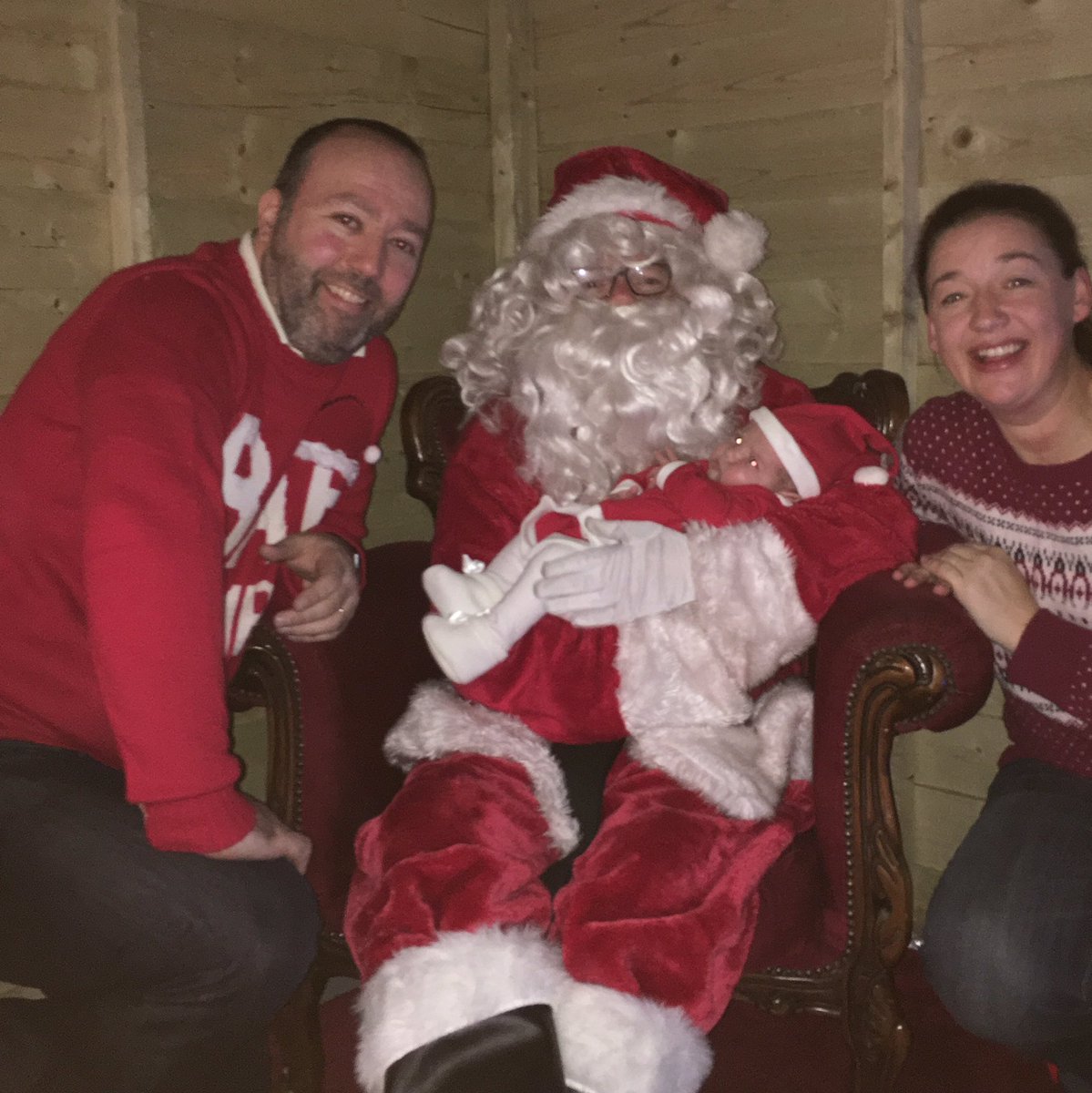 alanmkelly's tweet photo. Kids Christmas party @Twitter.. #4weekold, #firstsantavisit https://t.co/4IUQtnJDtv
