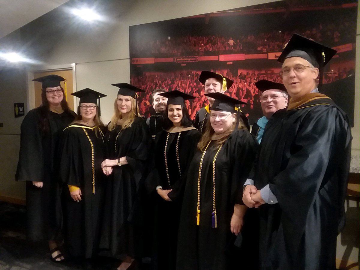 LeoUCF's tweet photo. Proud to be an IB Faculty member today! #ucfbusiness #graduation2017 https://t.co/ZuqmVDU8TZ