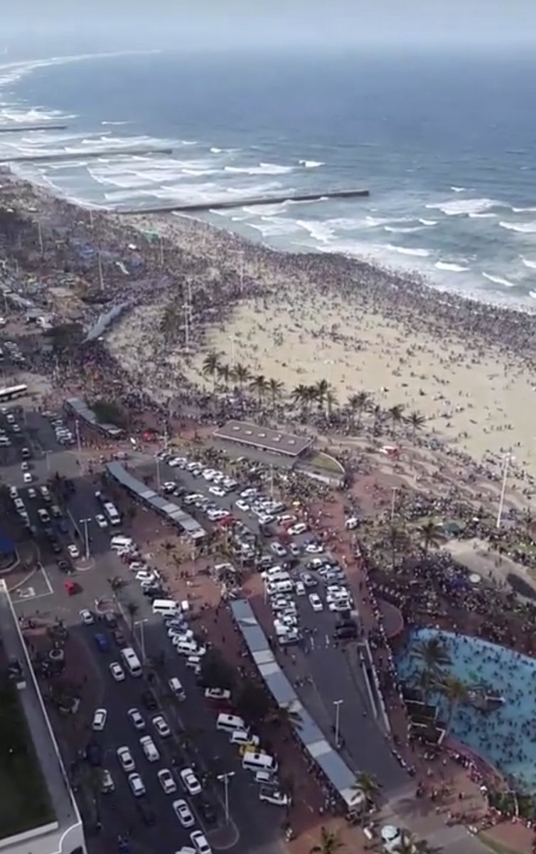 ILuvDBN's tweet photo. #Durban - the place to be this Summer ☀️☀️ https://t.co/rOEwUDep0B
