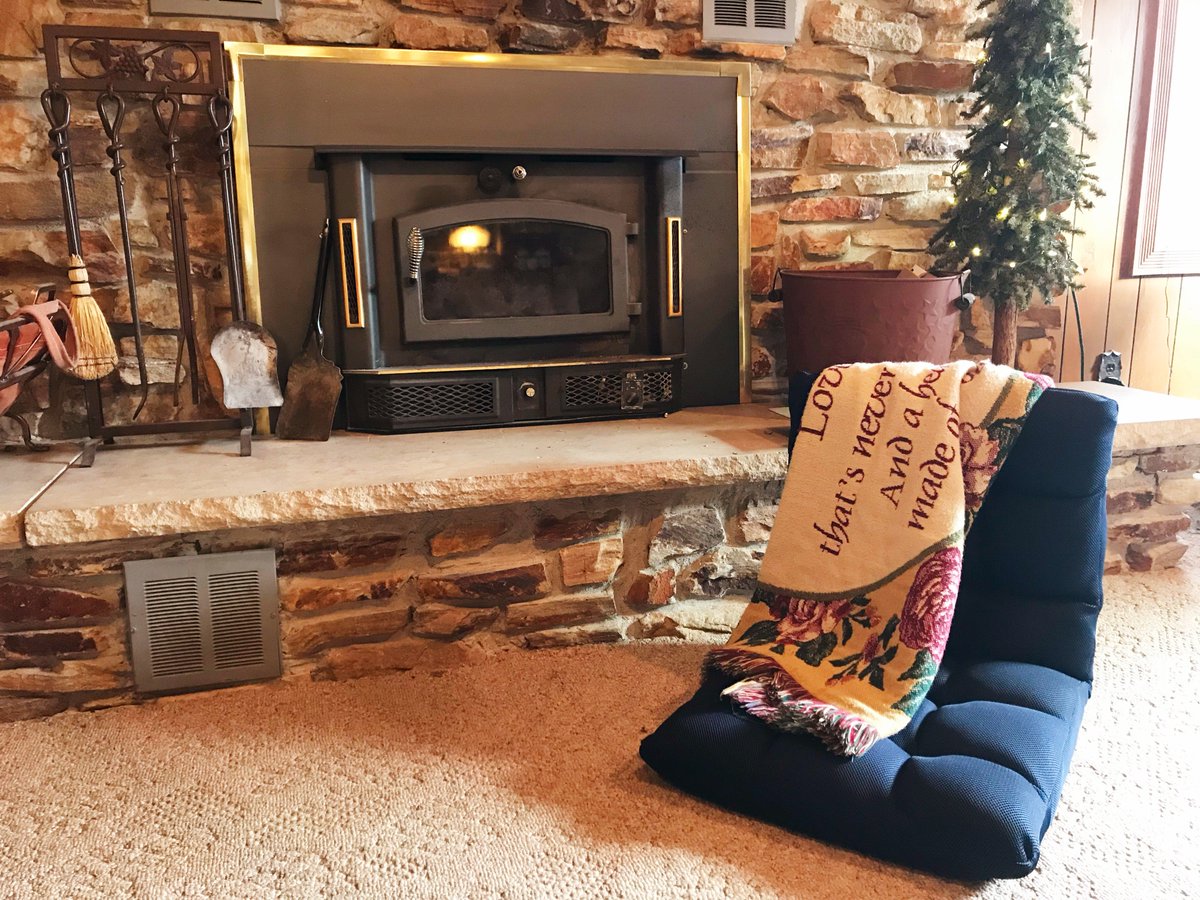 Sundale_Outdoor's tweet image. You don&apos;t need a full home renovation to update your space. Add a stylish 5 position multi-angle adjustable floor chair to instantly increase your home&apos;s value! #easyupdate #livingroomupgrade #homedecor