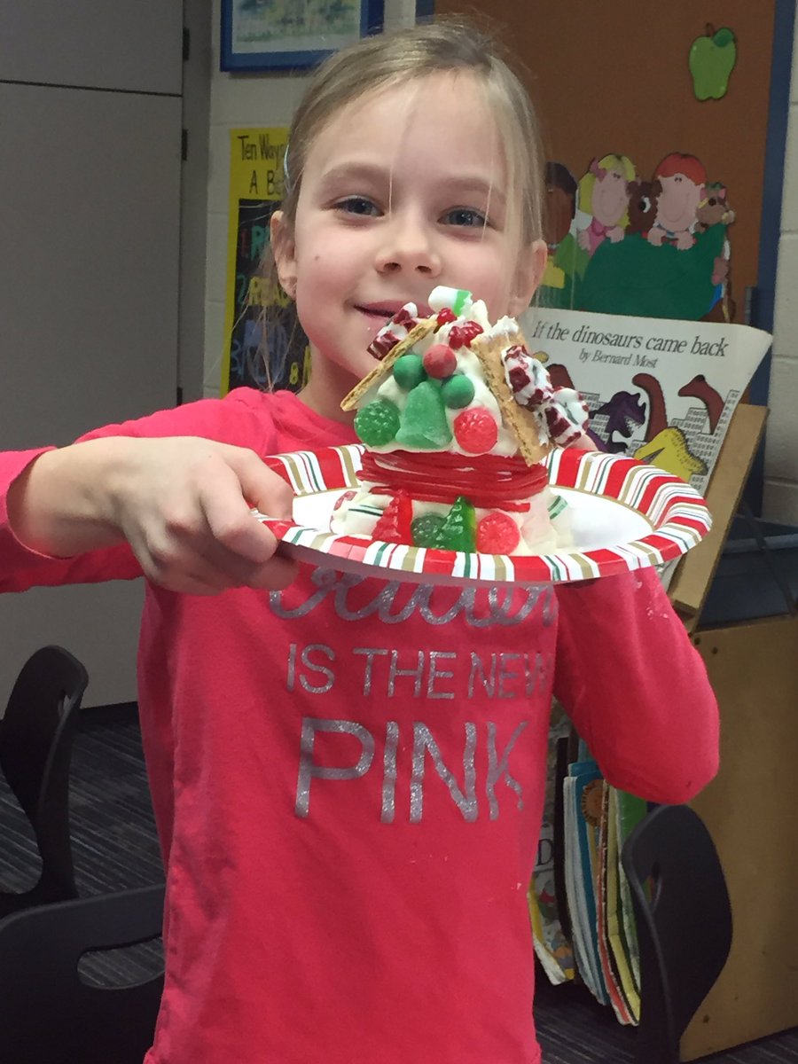 We had so much fun making gingerbread houses! #everystudenteveryday #lakeshoresuperpower