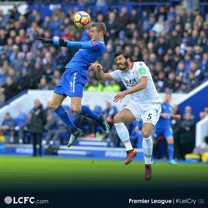 Premier League tweet media