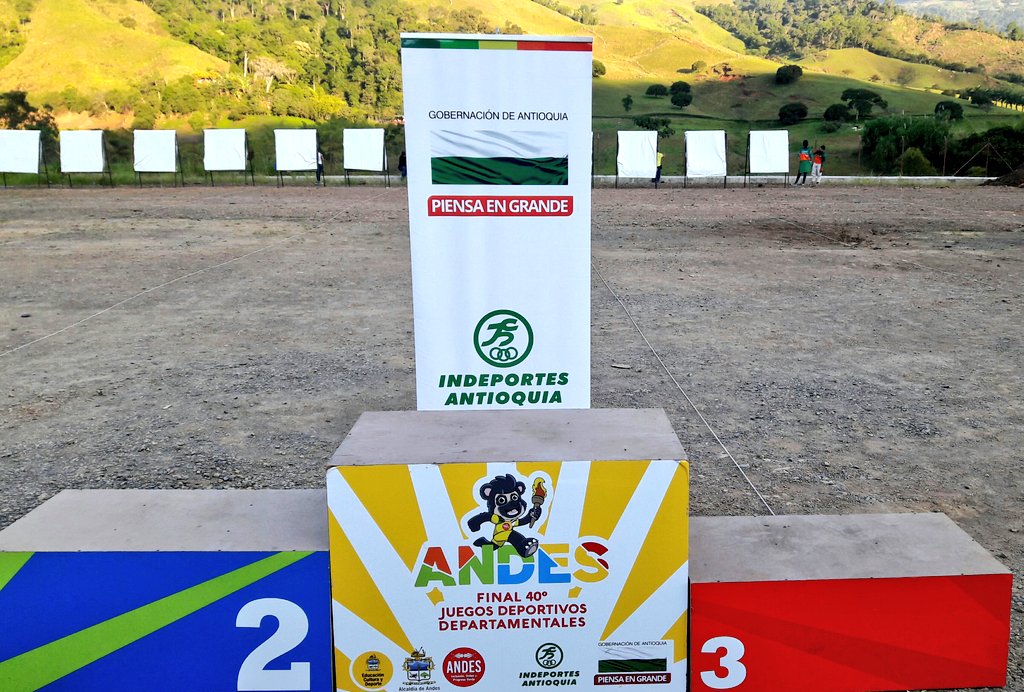 IndeportesAnt's tweet photo. #AgendaDeportiva || Conoce los resultados de las competencias del viernes 15 de diciembre, la tabla de medalleria y la programación del sábado.
¡RECTA FINAL! ⤵️⤵️⤵️
https://t.co/B0iVVGXwNx
#JuegosDepartamentales #Andes2017 #40AñosCampeones 🙆🙋 https://t.co/ChUkoNoDAD