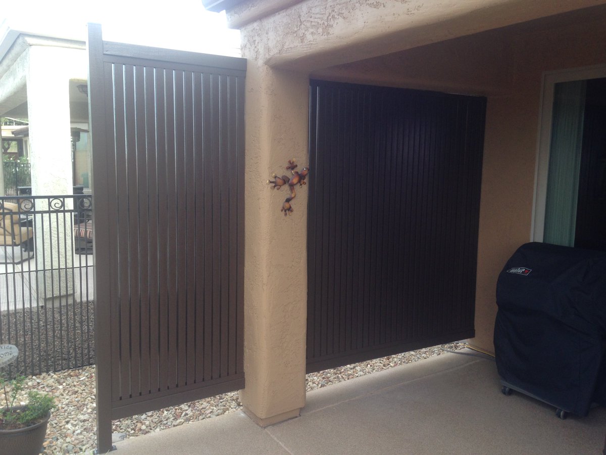 BoothBuilt's tweet photo. Privacy shades are a fantastic addition! #BoothBuilt https://t.co/PgyxiKrggr