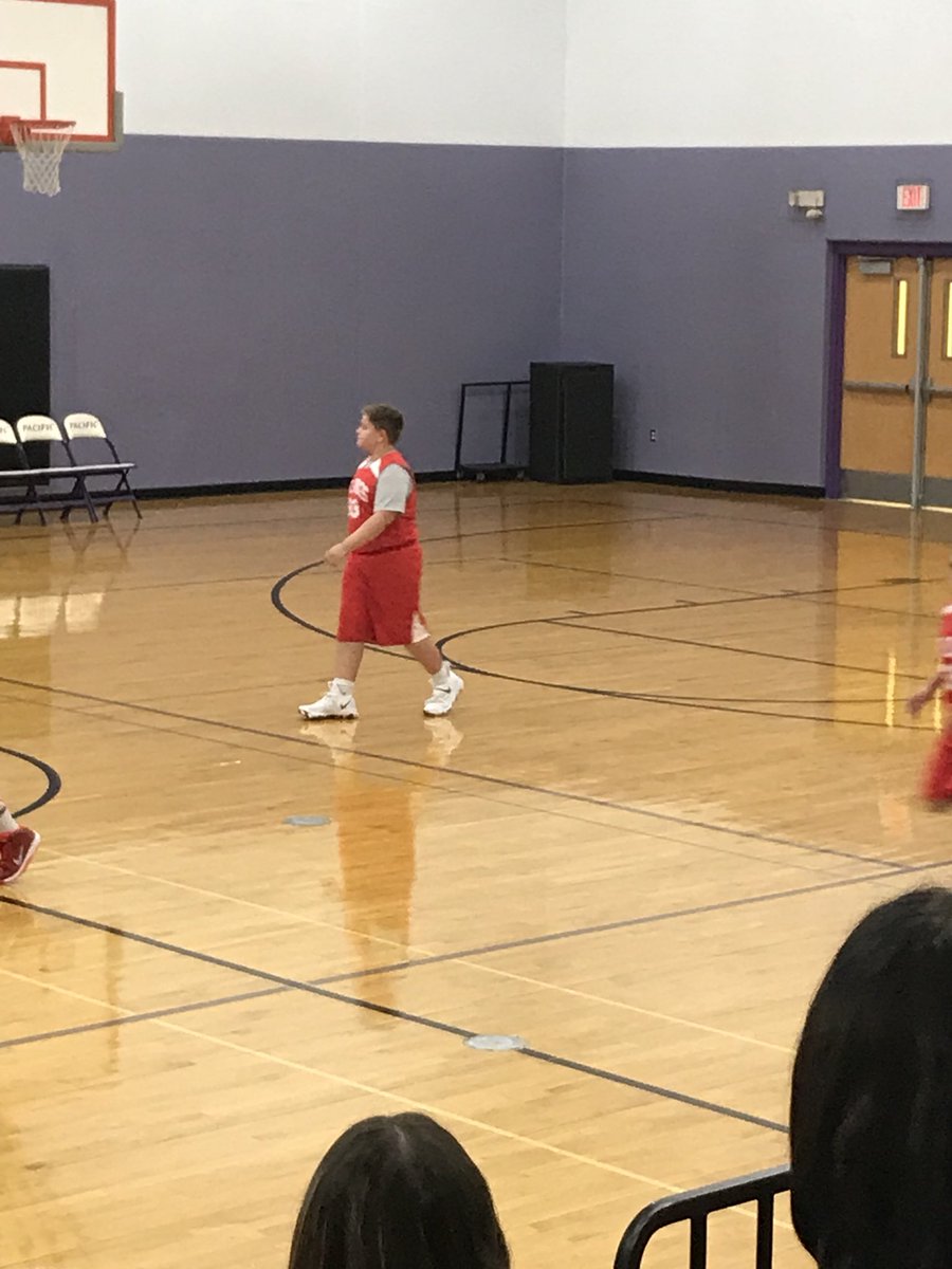 ssmithstc's tweet photo. Great morning for some jr dog basketball 🏀 let’s go fourth grade!! #stcr13 @edgar_murray https://t.co/xYk71jaJZ6