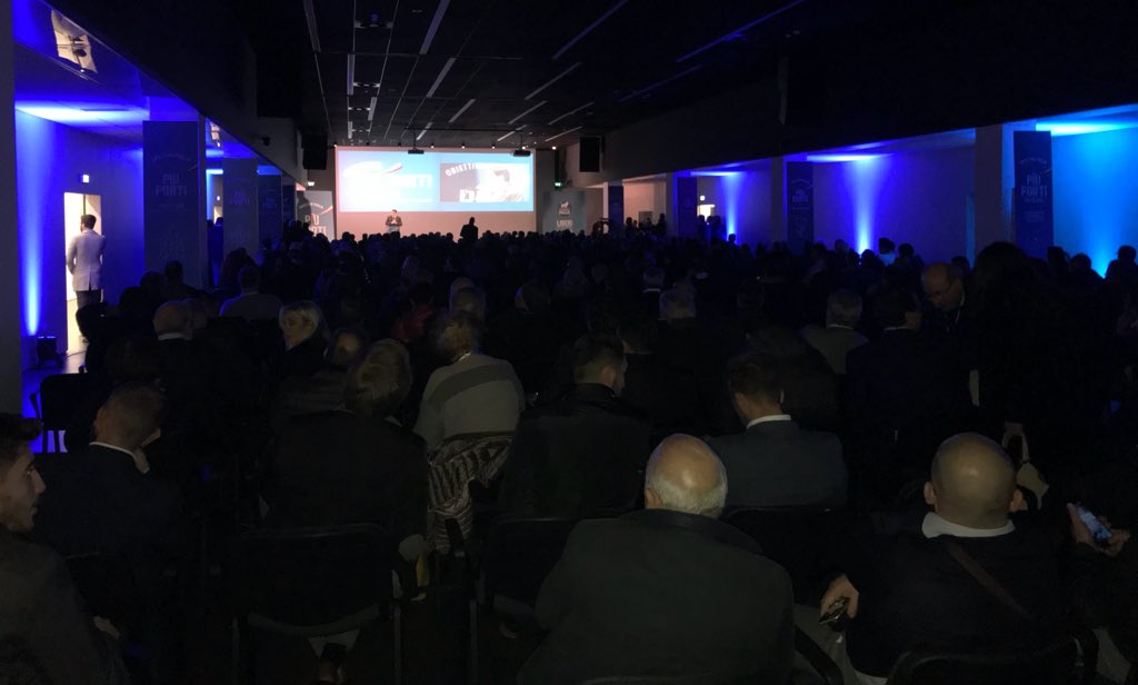 Vedo agitazione anche nel #cdx
Meno veti e pensiamo più ai voti
Il nostro percorso è chiaro: teniamo fuori parole come interesse e opportunità
Vorrei ricostruire una comunità vera nel #cdx
Si sta insieme non per interesse personale