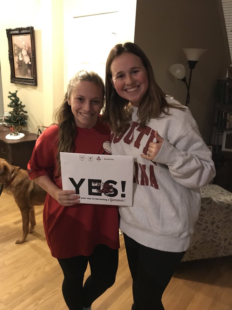 ANMandM's tweet photo. Carrying on family traditions. #USCYES @UofSCAdmissions https://t.co/AqcMlU7qlo