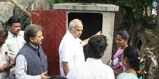 DinakaranNews's tweet photo. #RajBhavan #GovernorInspection #BanwarilalPurohit #ஆளுநரின் ஆய்வு மாவட்டந்தோறும் தொடரும் : #ஆளுநர் மாளிகை அறிக���கை
https://t.co/mNgiQ8RqgH https://t.co/YiQd4W7yYx