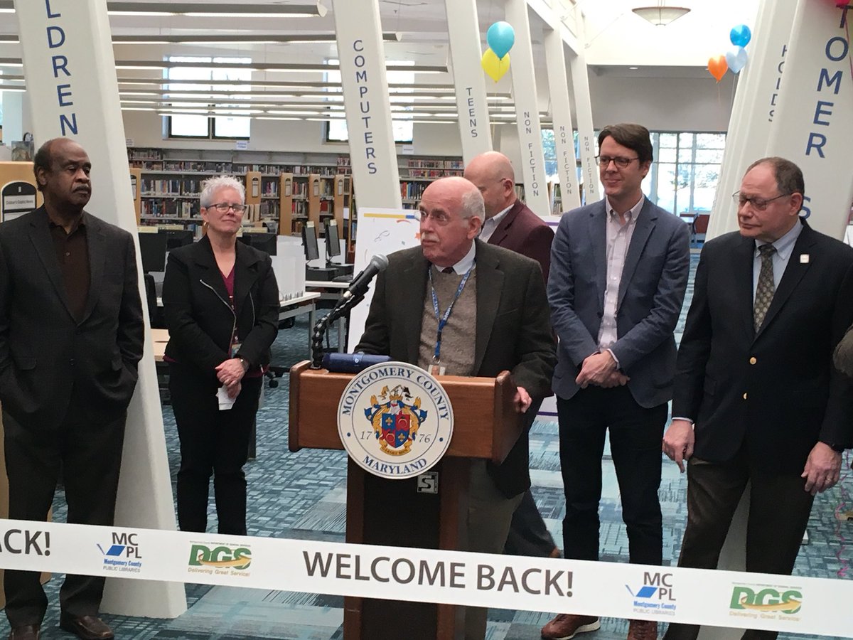 MCPL_Libraries's tweet photo. #QuinceOrchardLibrary Manager Jim Stewart thanks everyone who made the project possible #MCPLRefreshed https://t.co/bZKkpNFv99