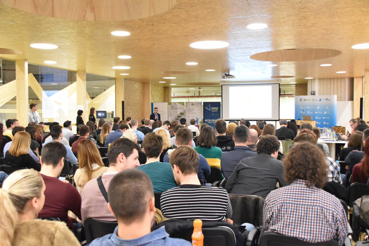 SFZGB's tweet photo. #SFZGB2017 DEMO DAY, teams are pitching their projects! https://t.co/0yIMRXVPZo