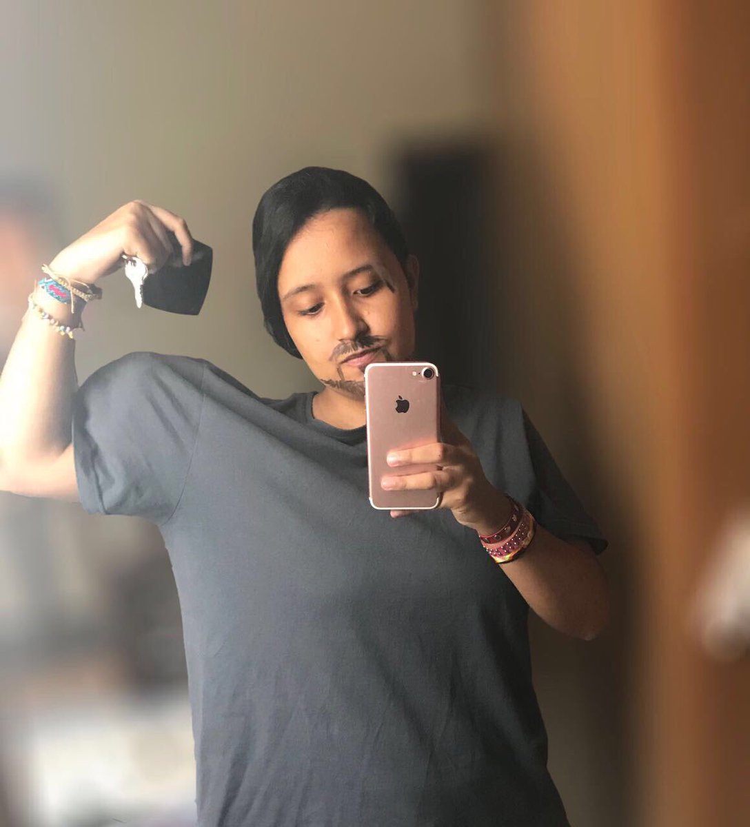 CalalouraSquad's tweet photo. 🎉 @AninhaBelieb3ar as T3ddy 🎉 https://t.co/Dfy6DtTrcs