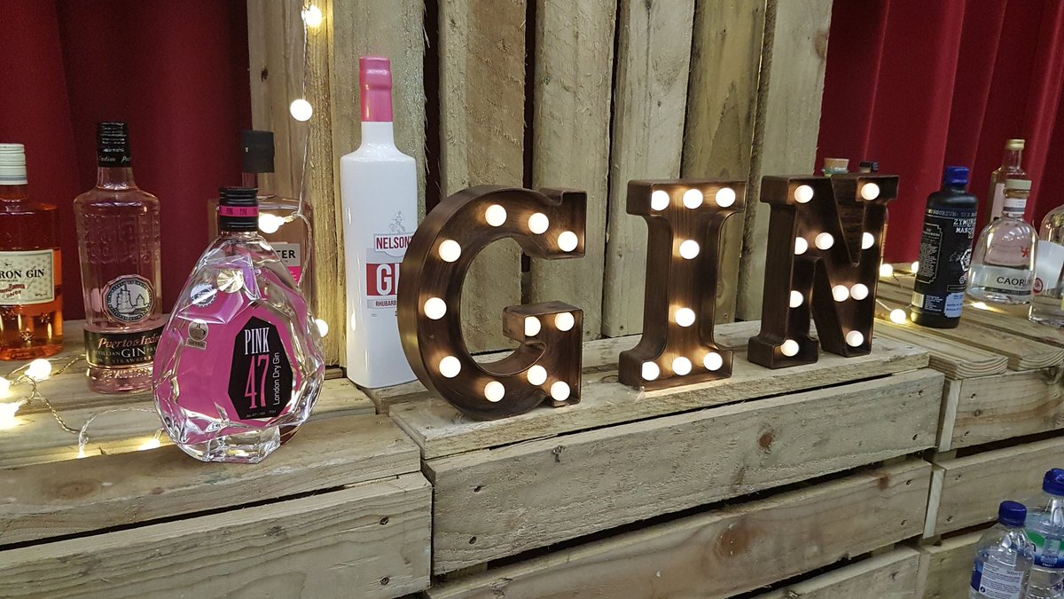 Oh man this is fun. #Southampton #ginfestival #Ginvent #ginterklaas