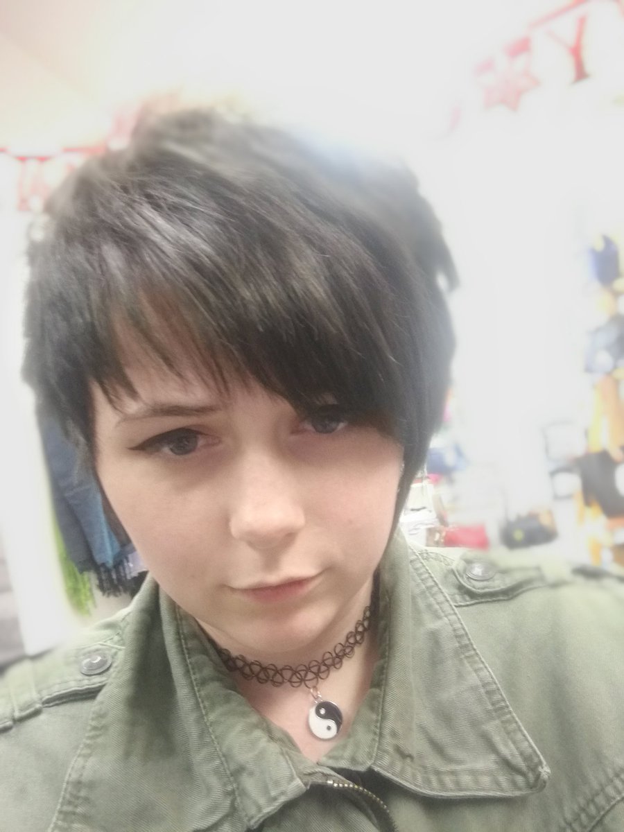 BlueFoxInSocks's tweet image. Before and after 😭