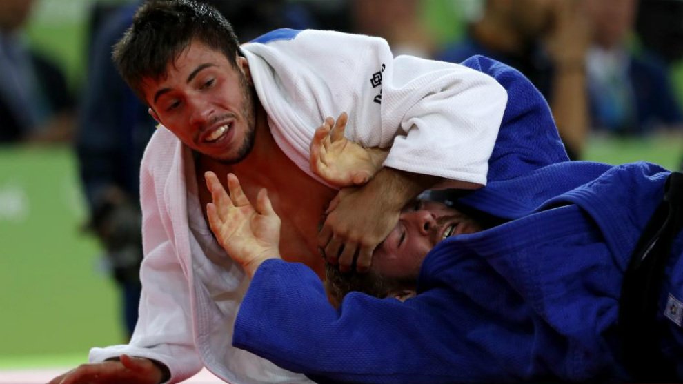 MarcaTMF's tweet photo. Garrigós logra una prestigiosa plata en el Masters de San Petersburgo 🥋🥈😃😃😃👏👏👏💪💪💪https://t.co/oTKrRY7lpX https://t.co/VkH47L64Kc