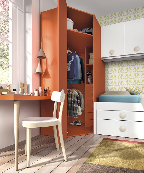 Faltan metros y sobran cosas en su #dormitorio? Los armarios rinconeros son una gran Idea! :)