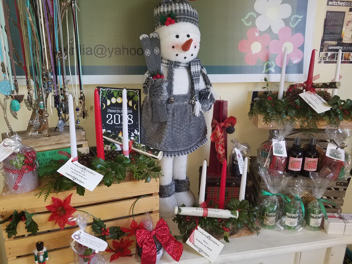 TinasThisAnThat's tweet photo. Handmade Yule Logs available!!! https://t.co/mNGw2c5mQM
