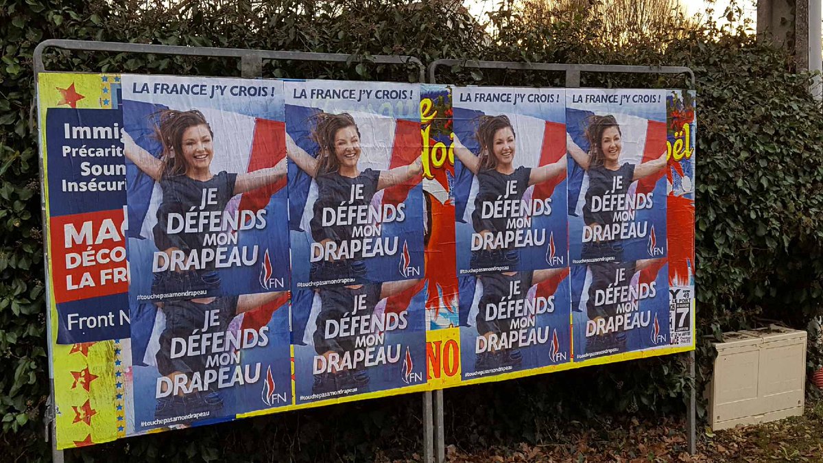 PeanVeronique's tweet photo. #touchepasamondrapeau #FN37
Le 16 décembre, journée du drapeau, en Touraine aussi. Bravo à tous les militants et sympathisants qui s’y sont associés. Français toujours. Vive la France !@FN_officiel https://t.co/zixBa757HR
