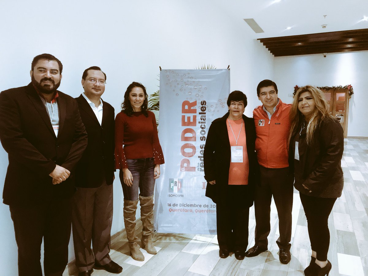 AbiArredondo's tweet photo. Presente en la inauguración del el taller “El Poder de las Redes Sociales” impartido por @InstitutoRHQro. #SomosPRI #ICADEP @Pospital @RaulRiosQro @Lore_MartinezD https://t.co/fDP3Qmzpnc