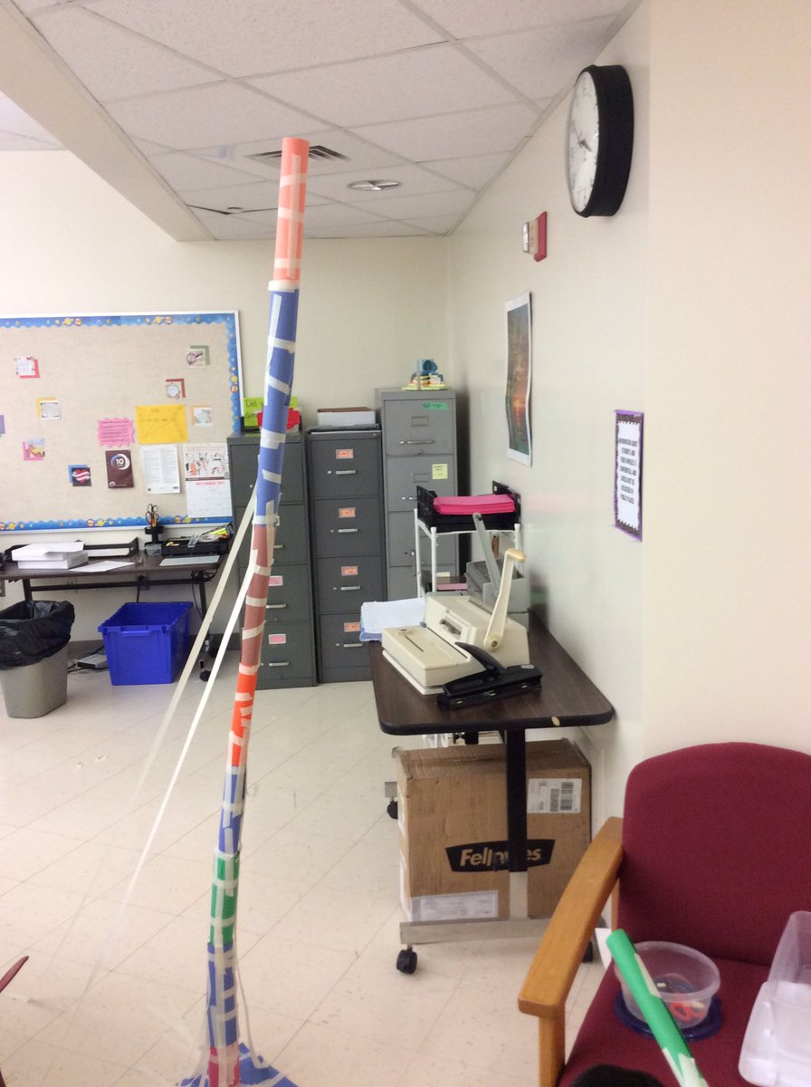 letsbuildinfo's tweet photo. What's happening in Let's Build AfterSchool?

The Tallest Tower with Liz - how high can you build? What problems occur as you get higher?

Squishy Circuits with Kate  - is playdoh conductive? It can be! https://t.co/AUIhIU1Q4z