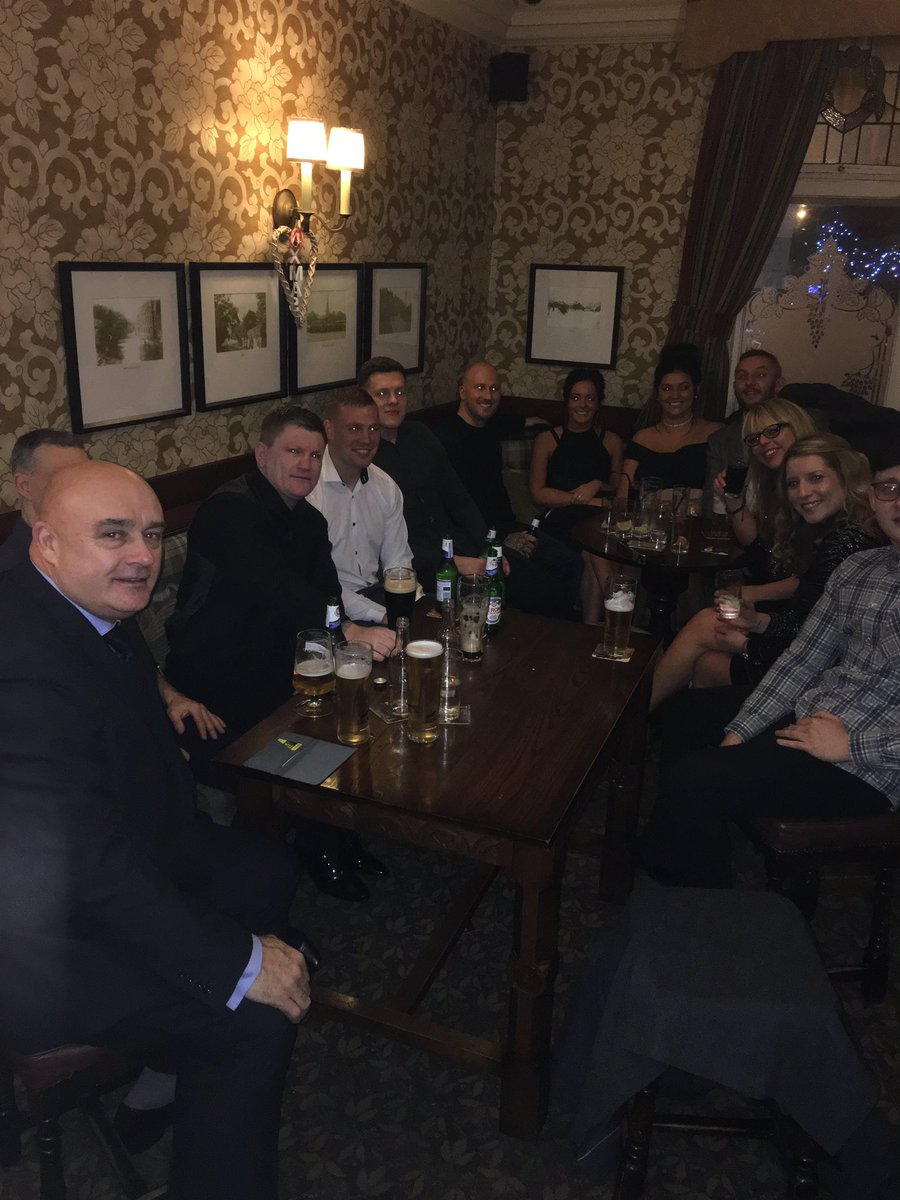 Christmas Works do last night with all my staff. Suffering today 😂😂😂😂 A great bunch love yous all. X <a href="/HattonBoxing/">Hatton Boxing</a> <a href="/HattonGym/">HattonHealth&Fitness</a> 🎅🍾🕺