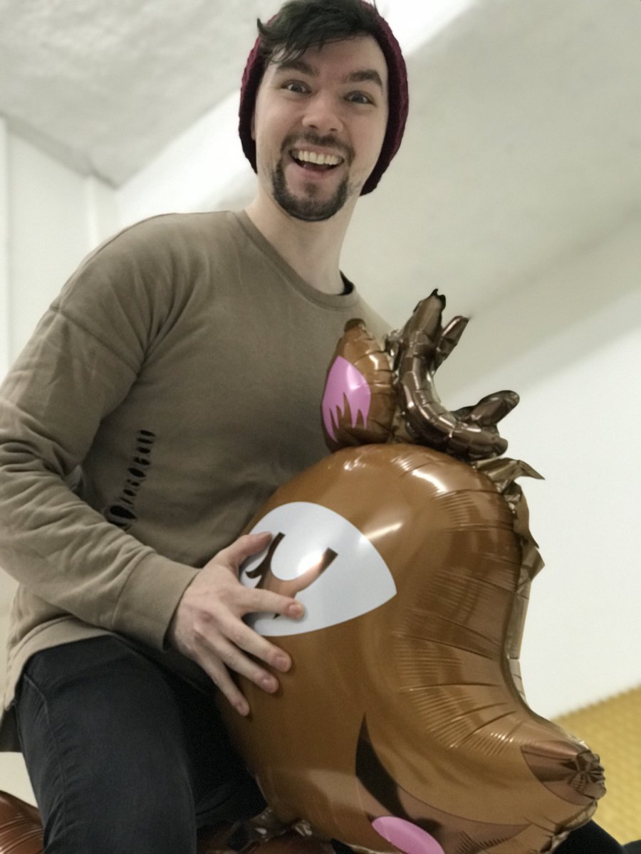 Stream day 2 starts in an hour!!!