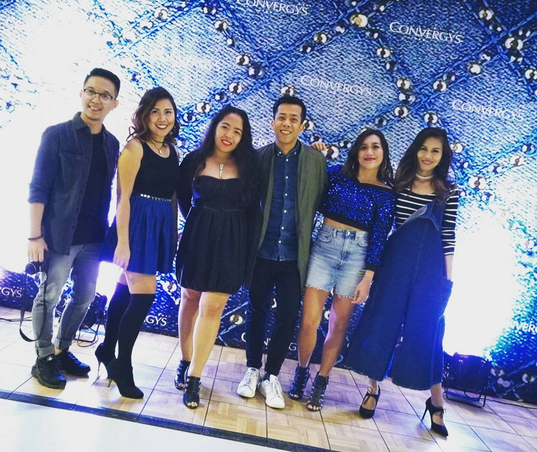 chiepedrosa's tweet photo. #denimsanddiamonds #YEP2017 https://t.co/GmyocRsnpJ
