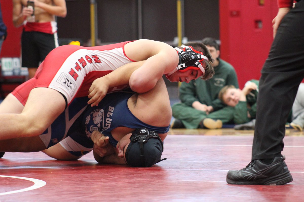 4 more wins by North’s, Reid Wills, Chris Ferrigno, Brad White &amp; Mateusz Kudra to beat Hope, 53-22.