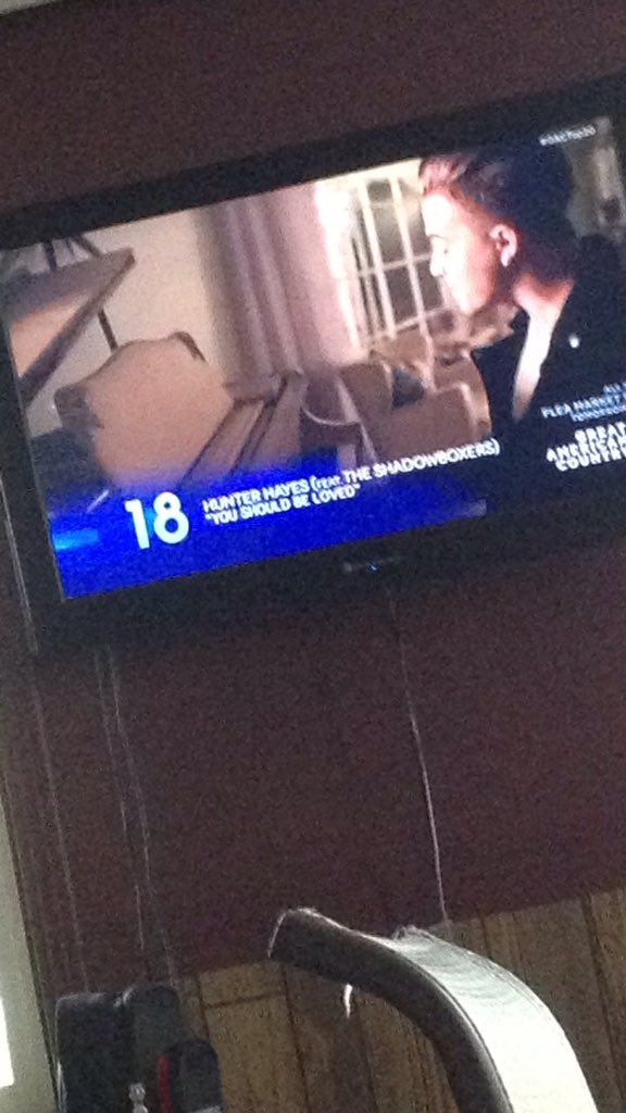 taylorarens29's tweet photo. So proud!!!!! @HunterHayes got #18 for #YSBL on Top 20 Countdown! So proud! https://t.co/vZ88Gq7g53