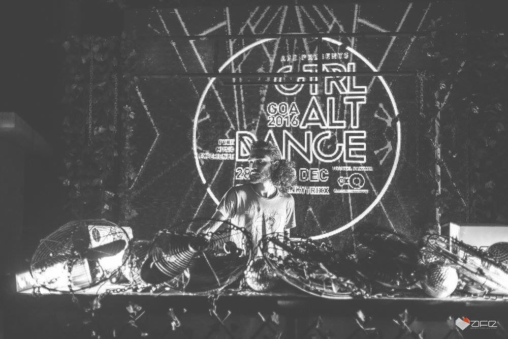 ctrlaltdance_in's tweet photo. So much awesomeness in the Indian homegrown talent circuit in the last couple of years! 

And you ready to meet the next-generation of artists, new dynamic lot who are ready to take over 2018? 

#CtrlAltDance #Goa #Homegrown #movement https://t.co/Btp1R6xImj