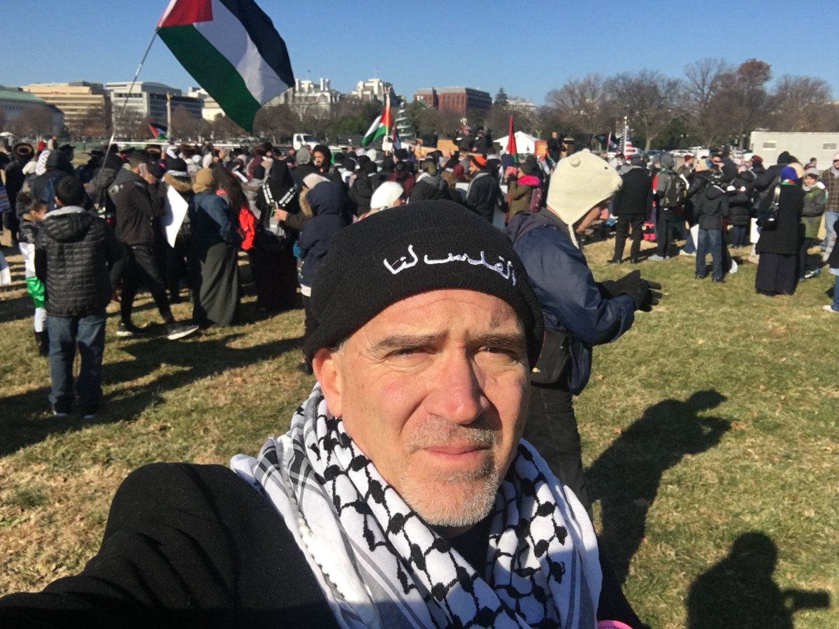 mikopeled's tweet photo. #HandsOffJersualem now in DC https://t.co/sON7LWnMdF