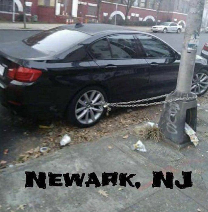 MRHOJO19's tweet image. This is your car alarm where I am from. #dabricks #brickcity