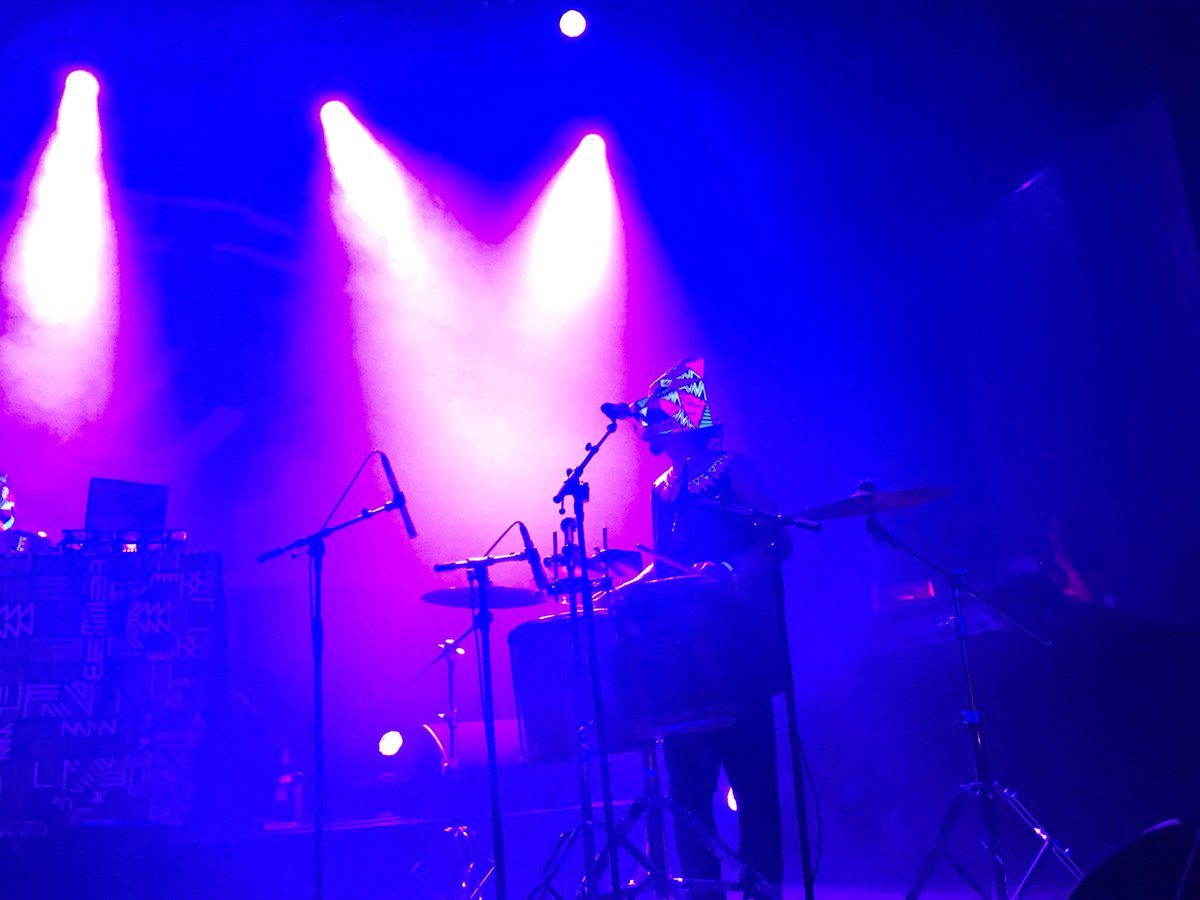 FrCol2017's tweet image. Au tour de @GhettoKumbe d’enflammer  le @104paris #AnneeFranceColombie #FranceColombieLeFinal @ColFra2017