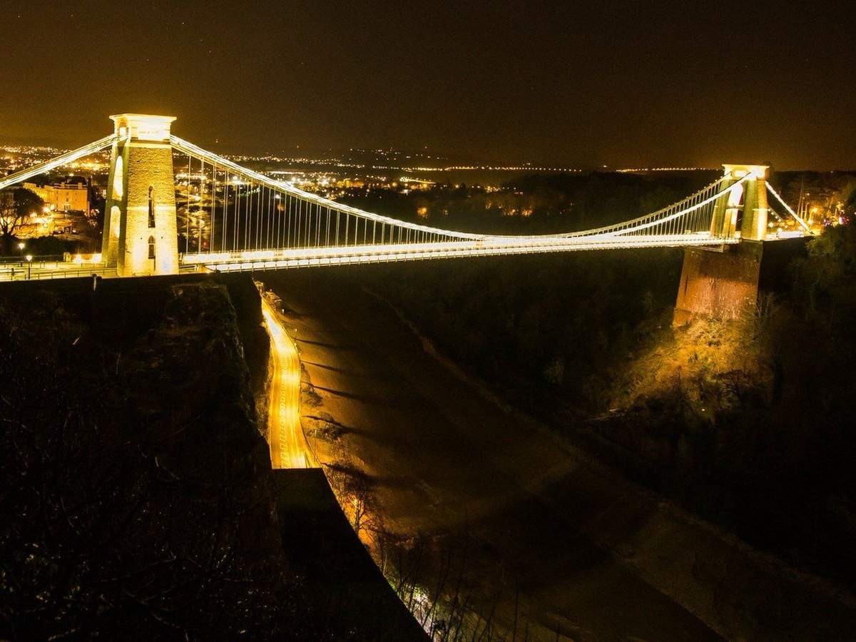 The Idealist have done a city guide to Bristol: buff.ly/2BmyebD