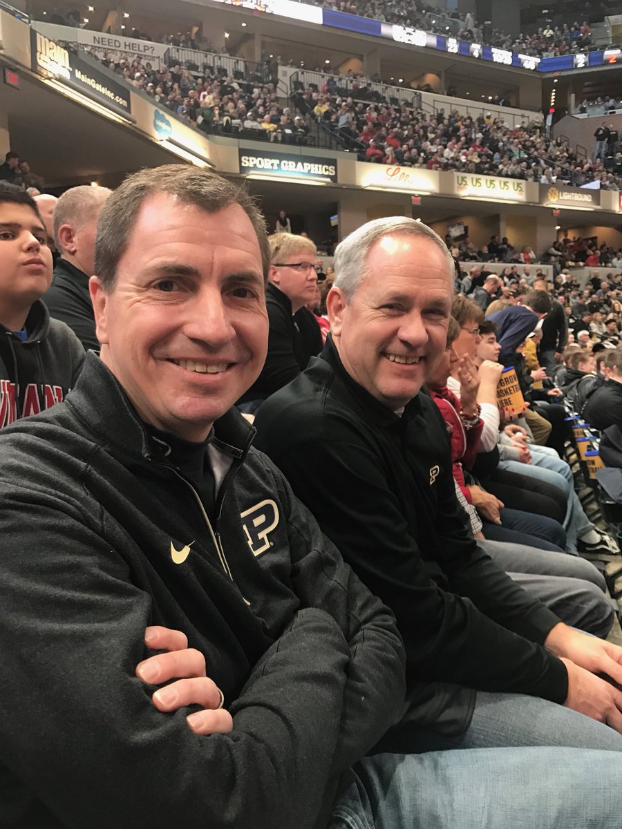 LoraLSmith's tweet image. Good day to be Boiler!! #purduealumni #CrossroadsClassic