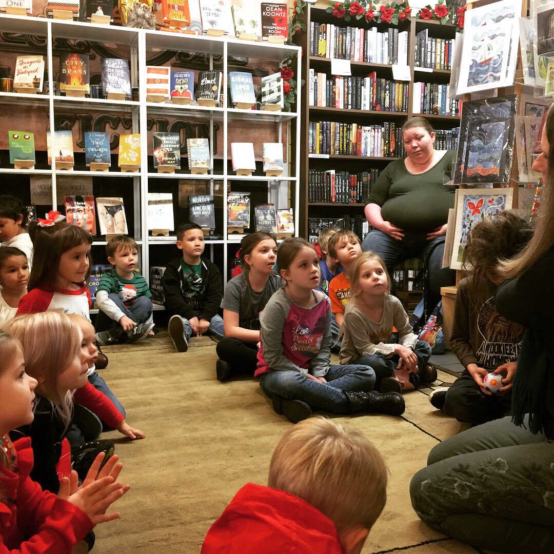 absolutelyfict's tweet photo. We had an awesome turn out for story time today! We had a visit from Santa and even a surprise visit from the Grinch! We hope everyone had a great time and we can’t wait to do it again next year! #absolutelyfictionbooks #polarexpress #storytime #santa #theGrinch https://t.co/vmWRu2DnOv