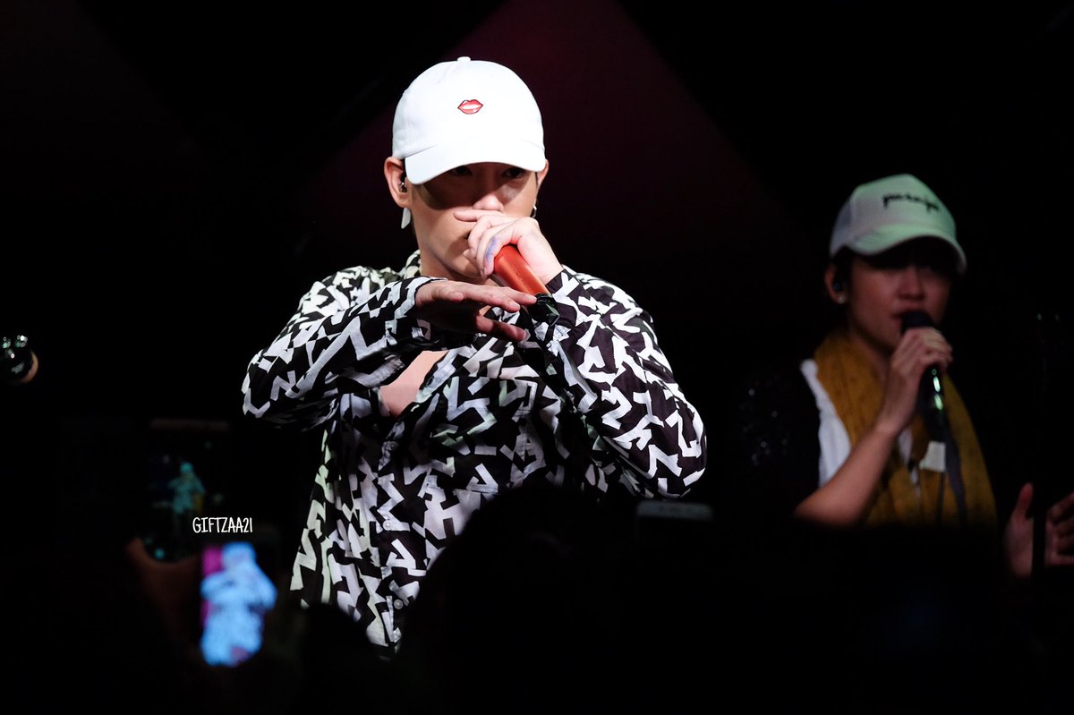 Nareenad_Gift's tweet photo. ปลดอีกค่ะ ถือว่าน้องขอ #เป๊กผลิตโชค #peckpalitchoke #peckpalit #ThisIsLove #PalitGallery https://t.co/cpZKLoEUqO