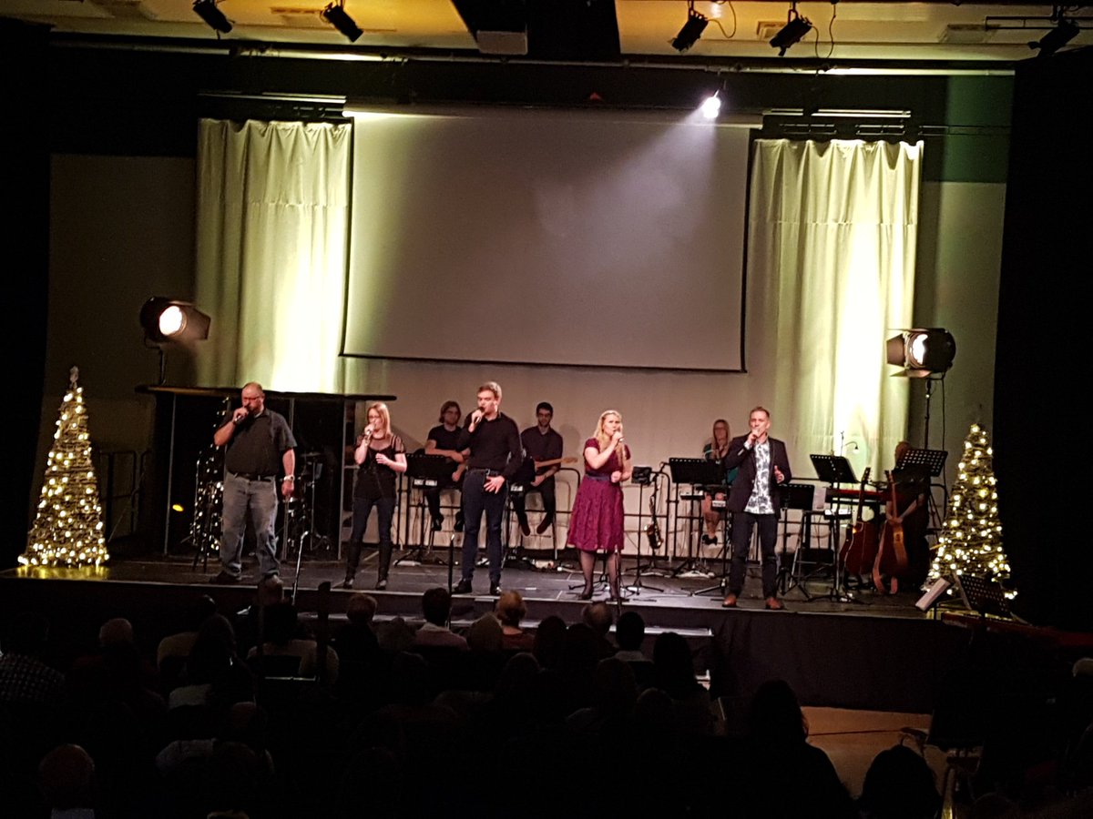 RonJoy01's tweet photo. @KingsChurchHW Fantastic time at our Carols at King's event. Definitely not to be missed. Further opportunities to come tomorrow. See https://t.co/nZPgbLP4kS https://t.co/NioprgXImV