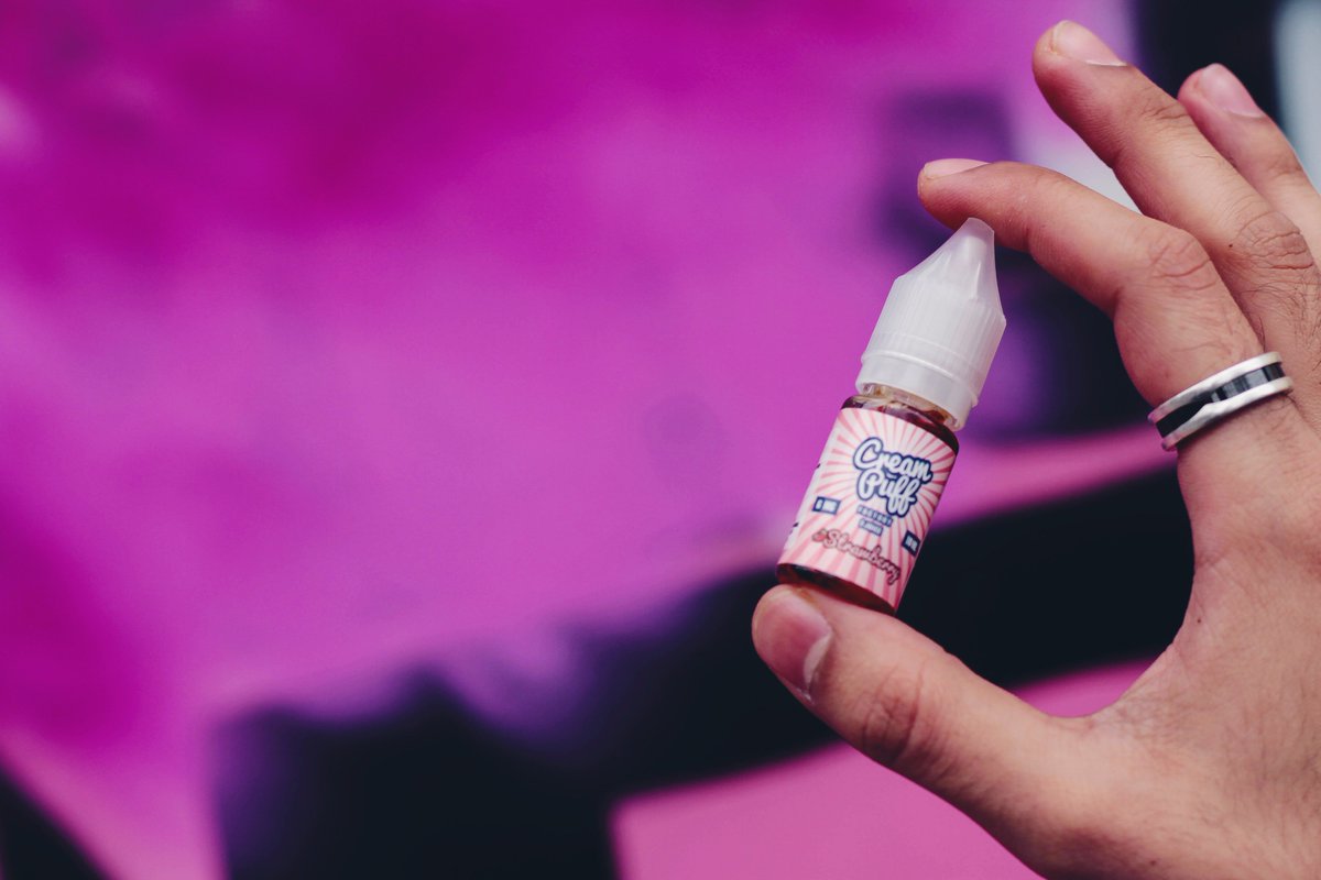 CreamPuffJuices's tweet photo. Get your hands on our juices ,will give you the best clouds outchea💨

#Creampuff #ejuice #eliquid https://t.co/LNNqfRttUQ