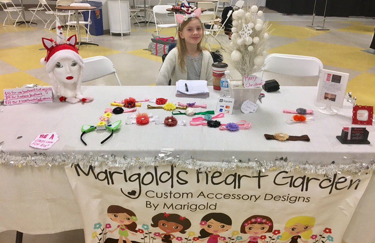 marigoldsheart's tweet photo. Selling flower and unicorn headbands at @bycurated_ #yycchristmas #unicorns #miniboss #curatedmarket https://t.co/h7JdO1mWYG