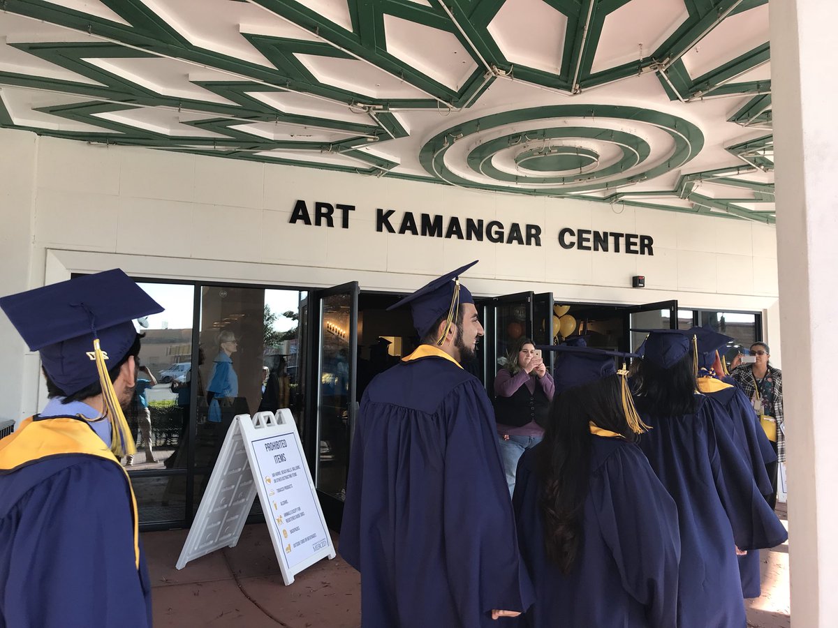 JeffPorto2's tweet photo. Town and Gown Relations @ucmerced. #UCM2017 https://t.co/vfqRCJTEq2